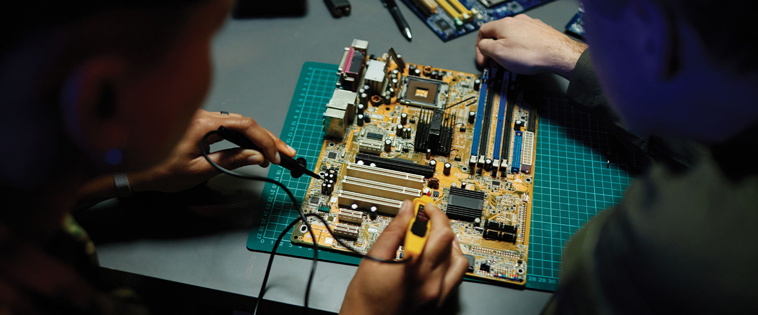 Soluciones Técnicas de Tecnología y Creación de Tecnología